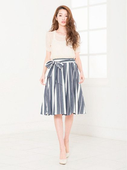 直條紋裙子 　裙子穿搭